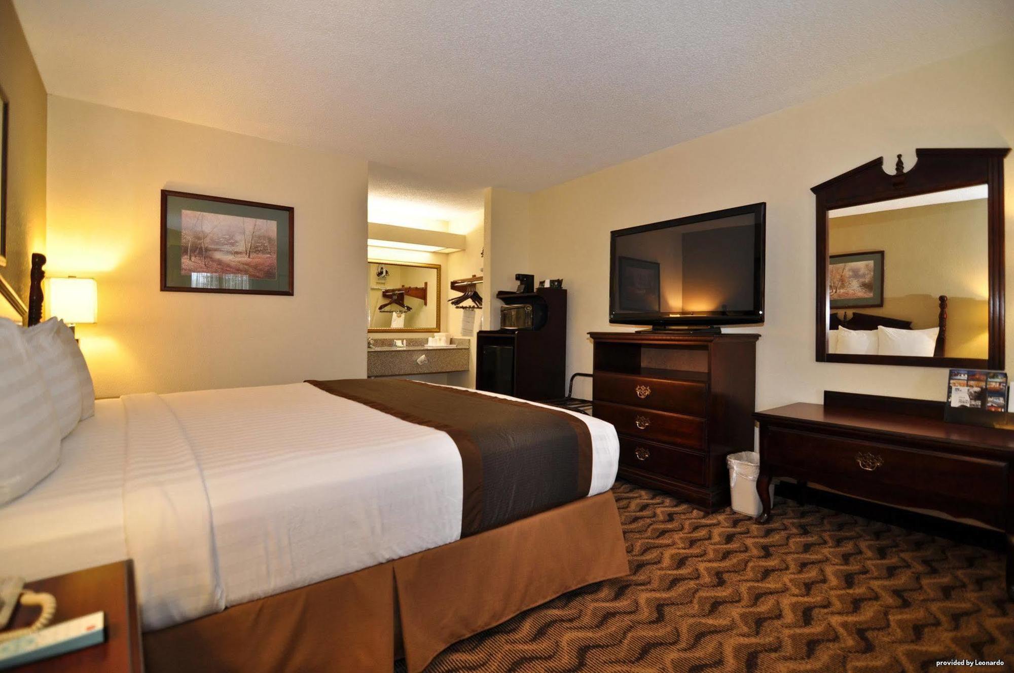 Best Western Andalusia Inn Стая снимка